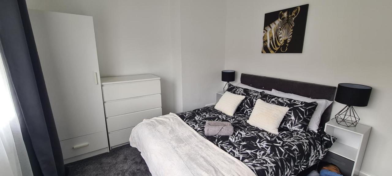 Cosy 3-Bedroom House In Aspley Nottingham Eksteriør bilde